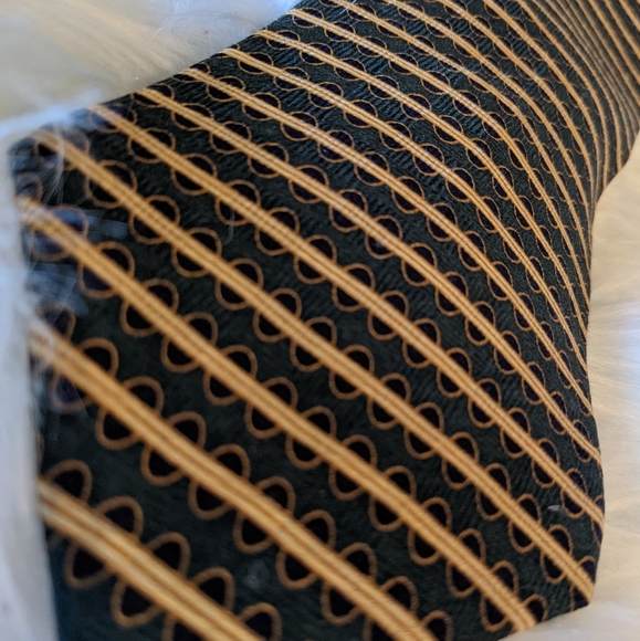 Vintage 90s 100% Silk Tie, open to offers! - Picture 4 of 6